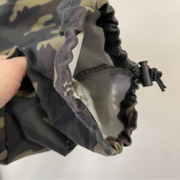 VIP Camo Denim Joggers Juniors 1/25  Adjustable Ankle Zip+Flap Pockets NWT - Picture 13 of 16
